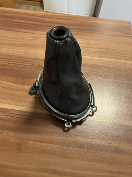 Honda jazz II. 2009- vlt szoknya j.