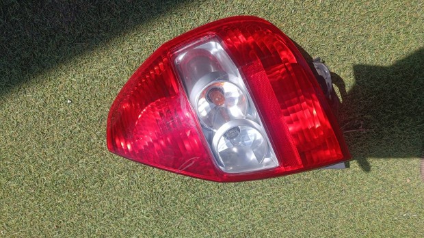 Honda jazz jobb hátsó gyári bontott lámpa