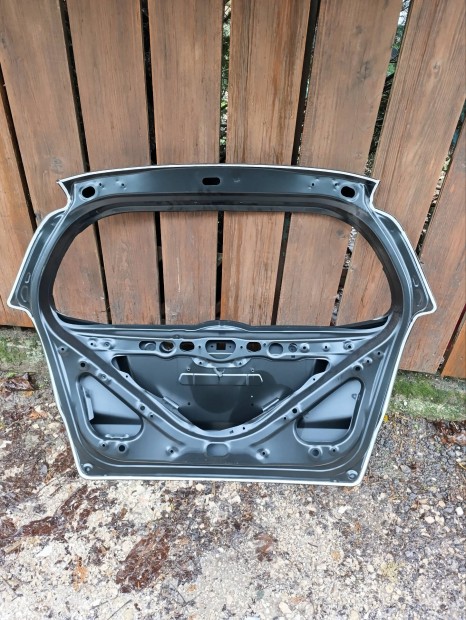 Honda jazz vadonatúj csomagtér ajtó 2008-2014-ig