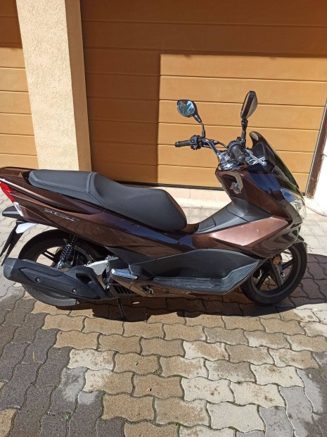 Honda robog PCX 125