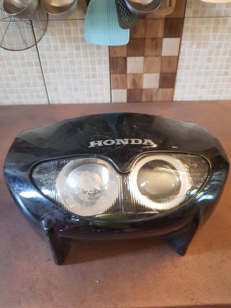 Honda robog motor fnyszr lmpa elem