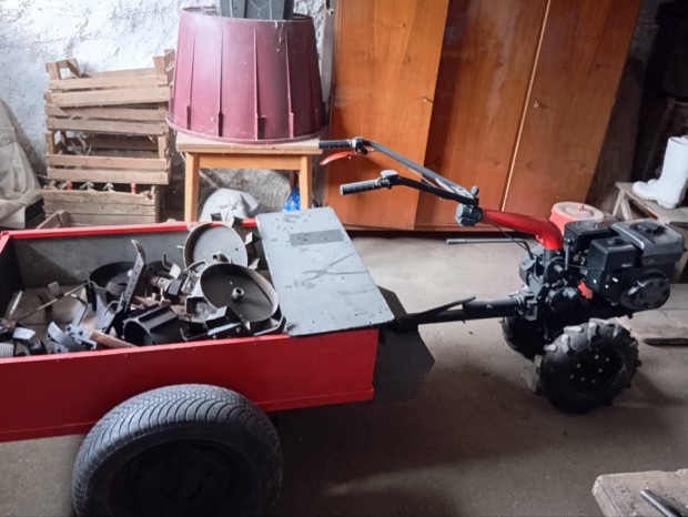 Honda rotagep potkocsival
