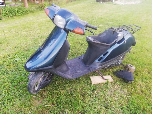 Honda vision 50 robog 