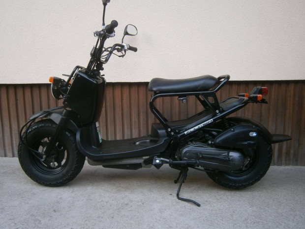 Honda zoomer megkmlt llapotban hzhoz is