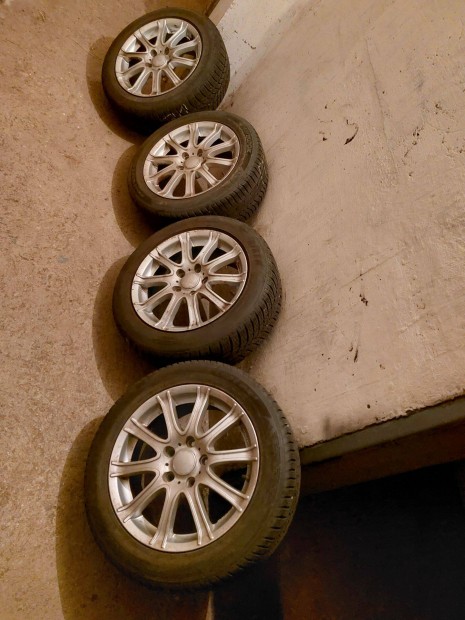 Hondacivic 8gen 16"alufelni/4db/