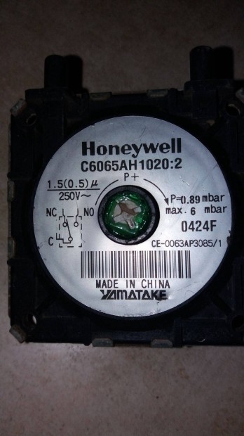 Honeywell C6065AH1020:2 presszosztt nyomskapcsol