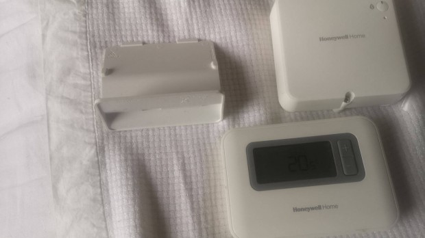 Honeywell Home T3R Programozhat vezetk nlkli szobatermosztt