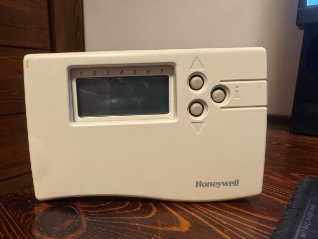 Honeywell cm67 termosztt