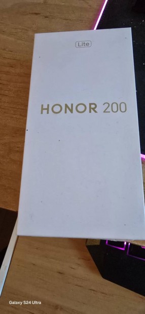 Honor 200 Lite