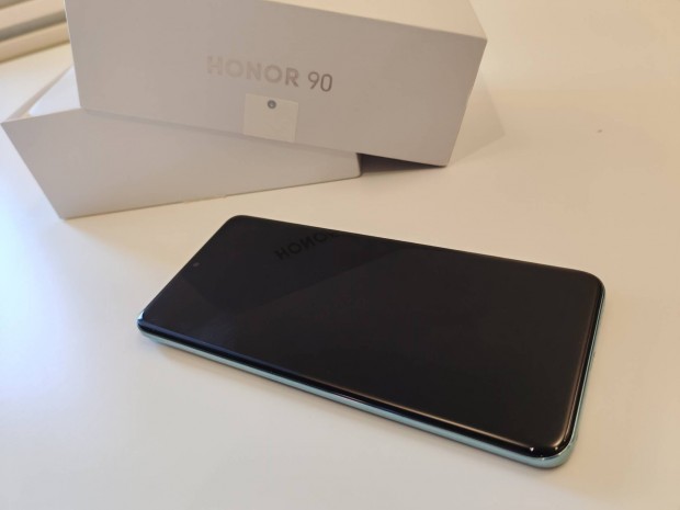 Honor 90, 1 v garancia 