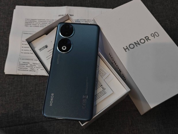 Honor 90 elad