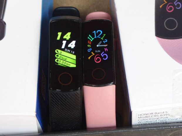 Honor Band 5 okos karkt Pink s Fekete amoled kijelzs