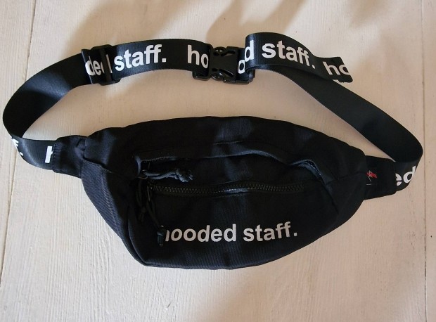 Hooded Staff vtska