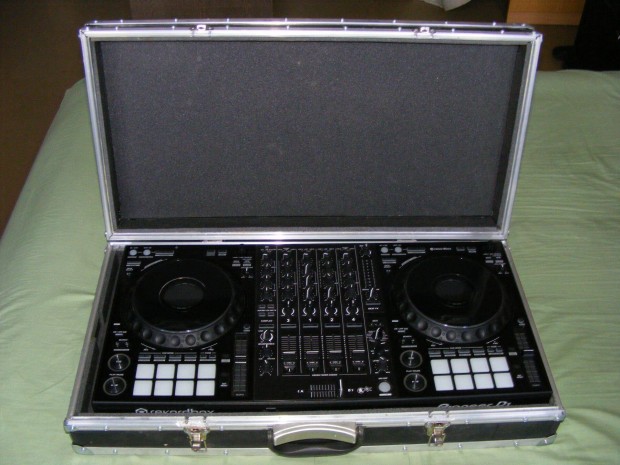 Hordtska ddj-1000 dj