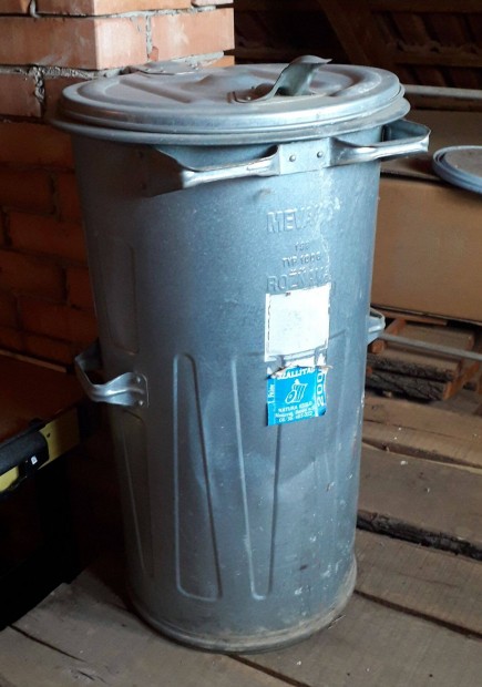 Horganyzott fém szemetes kuka 110 L