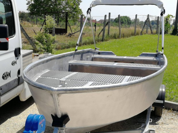 Horg�szcs�nak / Munkahaj�