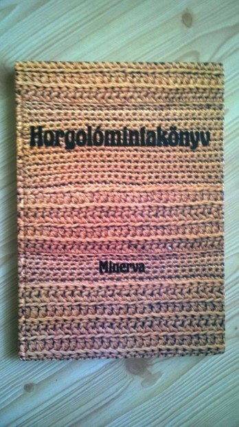 Horgolmintaknyv