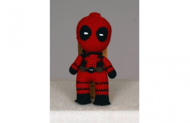 Horgolt Deadpool