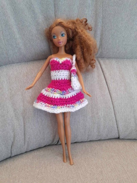 Horgolt babaruha (16). Barbie tpus babkra. j