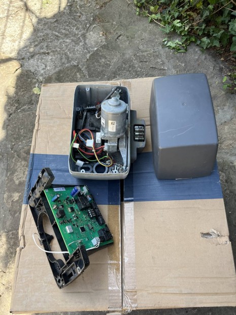 Hrmann kapu szkapu nyit motor elektronika 