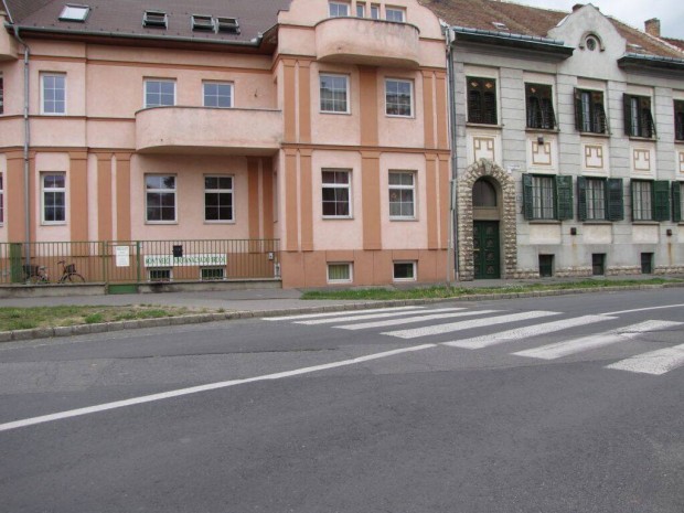 Hossz� t�vra kiad� sokoldal�an hasznos�that� iroda/�zlet Szombathelyen