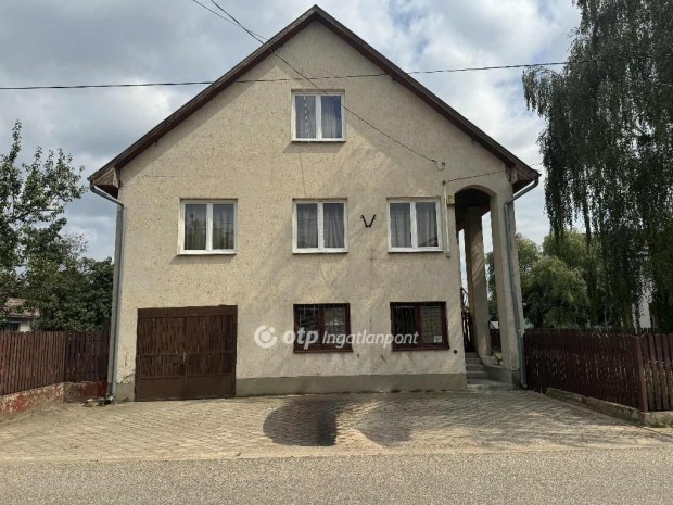 Hossz�p�lyii elad� 200 nm-es h�z