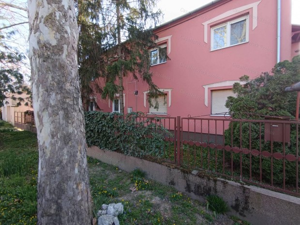 H�szzigetelt t�rsash�zi lak�s elad�