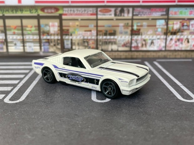 Hot Wheels 1965 Ford Mustang Fastback