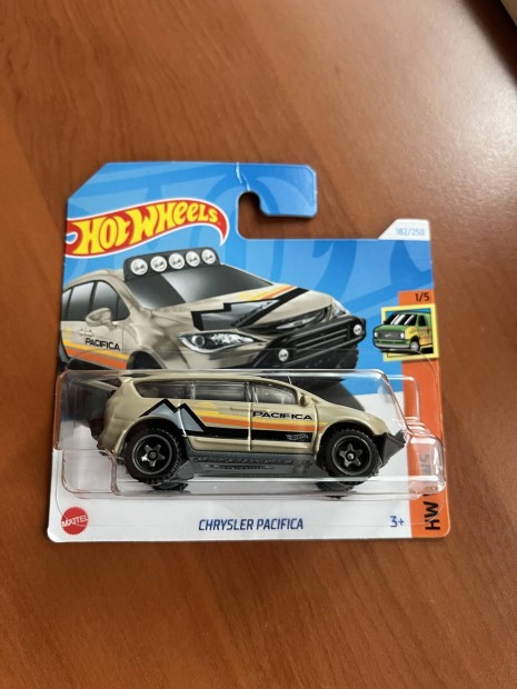 Hot Wheels 2024 - Chrysler Pacifica j