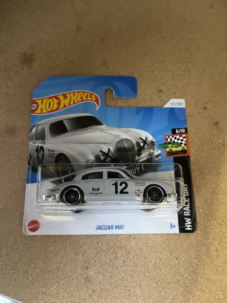 Hot Wheels 2024 - Jaguar MK1 j