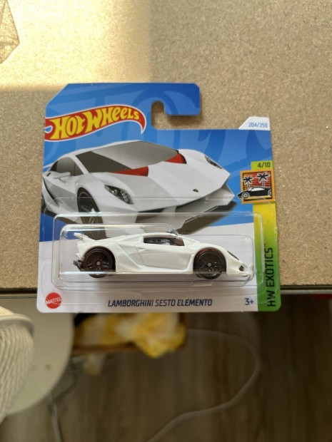 Hot Wheels 2024 - Lamborghini Sesto Elemento j