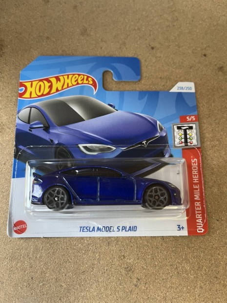 Hot Wheels 2024 - Tesla Model S Plaid j