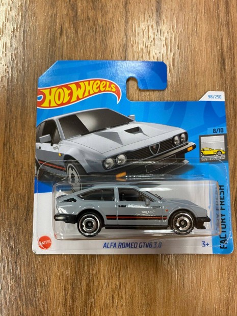 Hot Wheels Alfa Romeo GTV6 3.0 (HTC53)