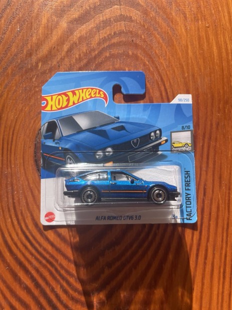 Hot Wheels Alfa Romeo GTV6 3.0 modellaut