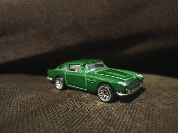 Hot Wheels Aston Martin DB5