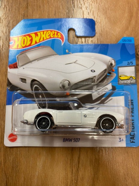 Hot Wheels BMW 507 (HKG30)