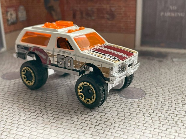 Hot Wheels Chevy Blazer 4x4