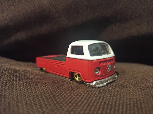 Hot Wheels Custom Volkswagen T2 Pickup (egyedi!)