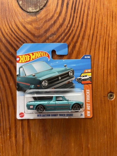 Hot Wheels Datsun Sunny Truck modellautó