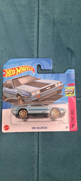 Hot Wheels Delorean kisaut