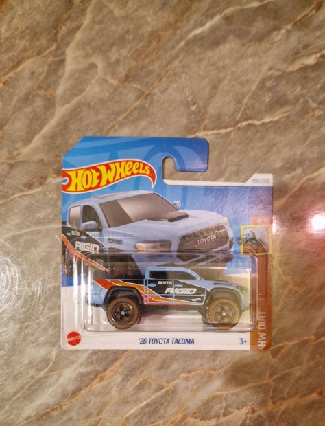 Hot Wheels Dirt Toyota Tacoma 2020 Kisaut