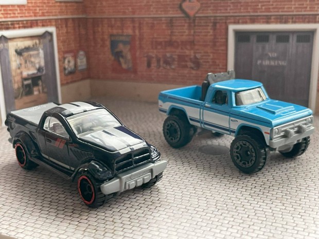 Hot Wheels Dodge Power Wagon kisautk