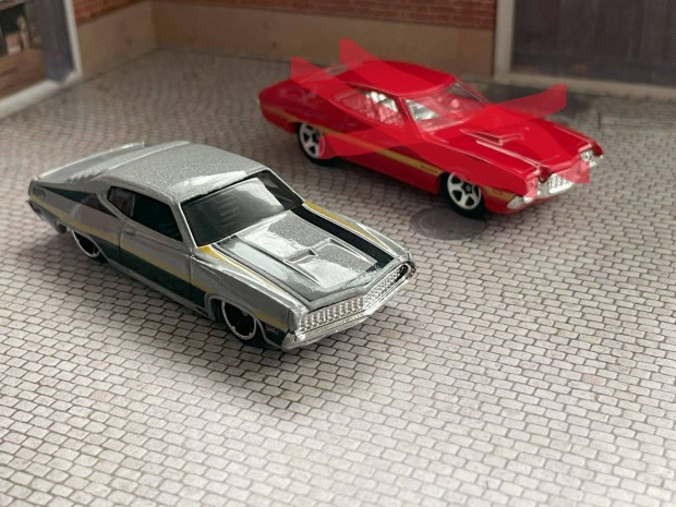 Hot Wheels Ford Torino kisautk