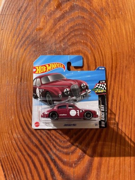 Hot Wheels Jaguar Mk1 modellaut