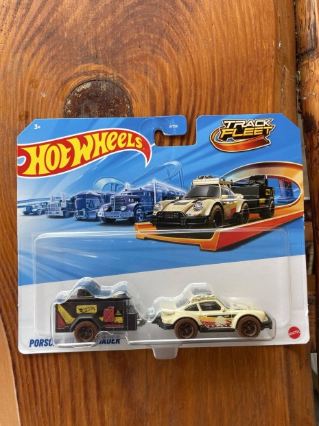 Hot Wheels Porsche Offroad Modellautó