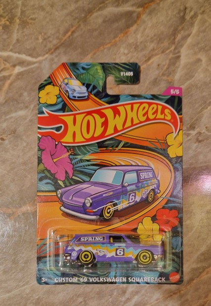 Hot Wheels Spring Volkswagen Squareback Custom 1969 Kisaut