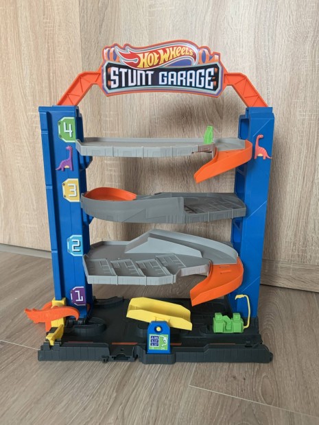 Hot Wheels Stunt Garage - trkks garzs 