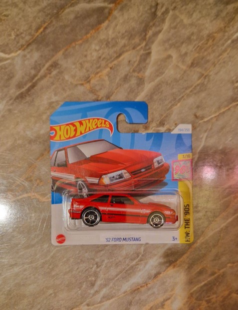 Hot Wheels The 90's Ford Mustang 1992 Kisaut