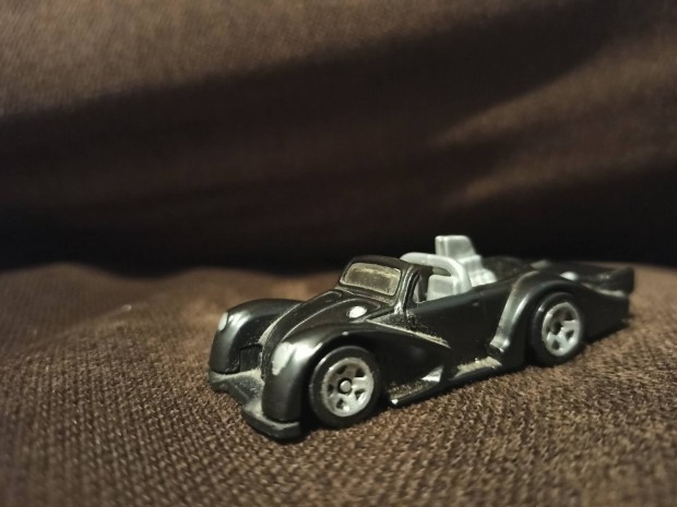 Hot Wheels Volkswagen Beetle Racer (ingyen elvihet!)