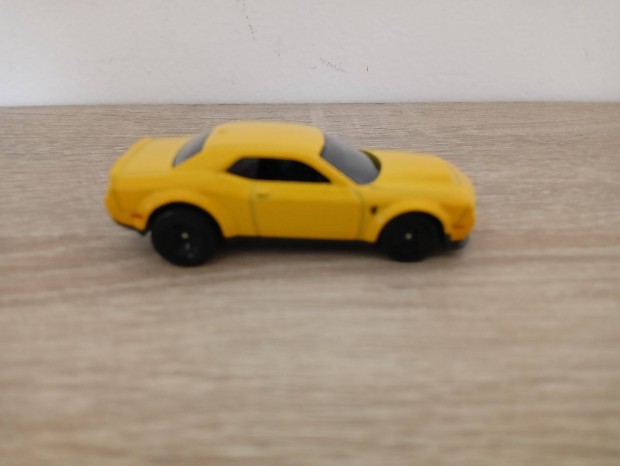 Hot Wheels '18 Dodge Challenger SRT